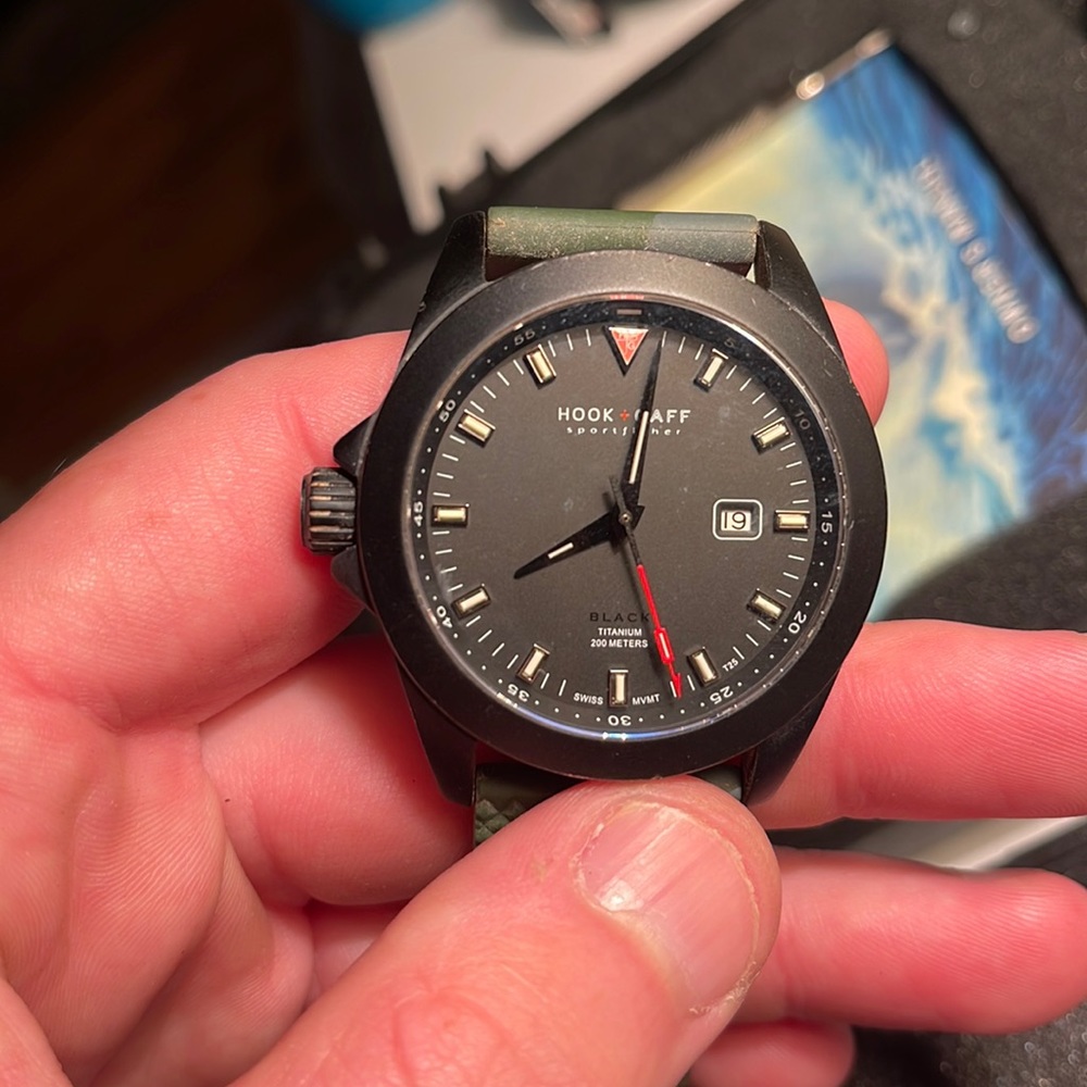Hook & Gaff watch